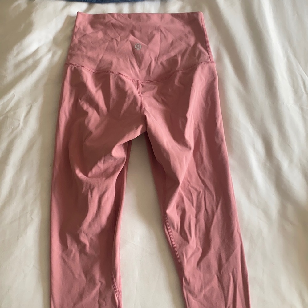 Perfect condition Lululemon SIZE 2